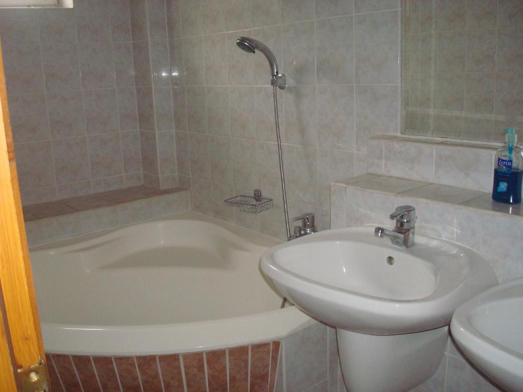 Vincze Vendeghaz Apartment Eger Bilik gambar