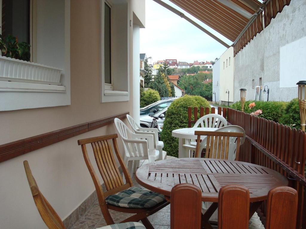 Vincze Vendeghaz Apartment Eger Luaran gambar