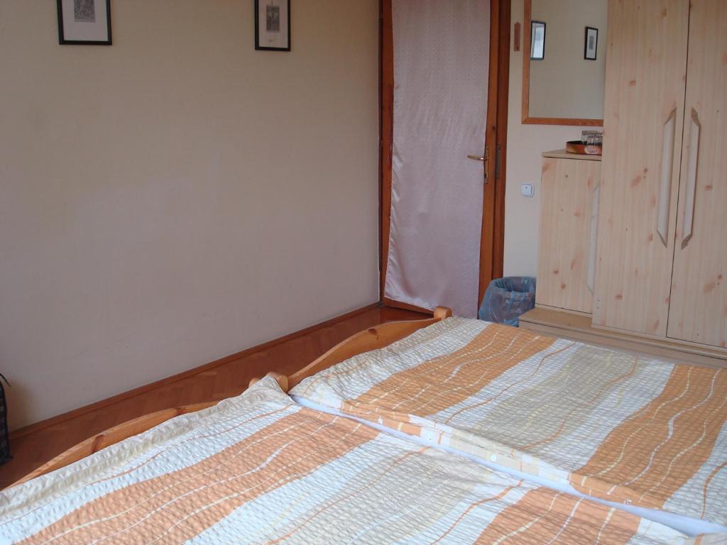 Vincze Vendeghaz Apartment Eger Bilik gambar