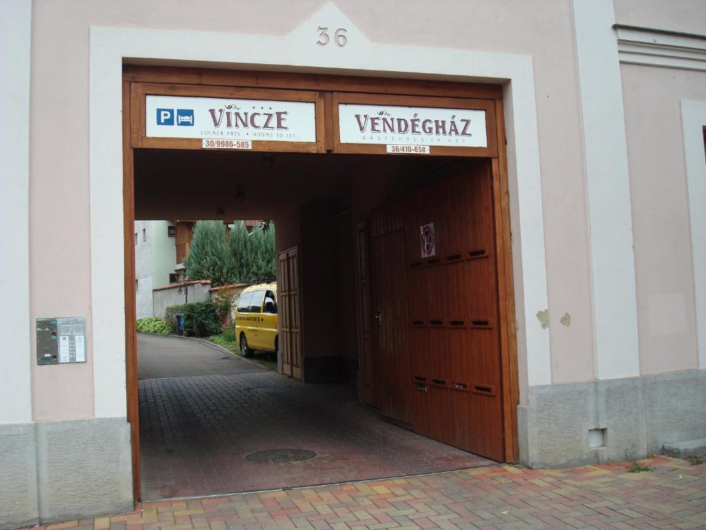 Vincze Vendeghaz Apartment Eger Luaran gambar